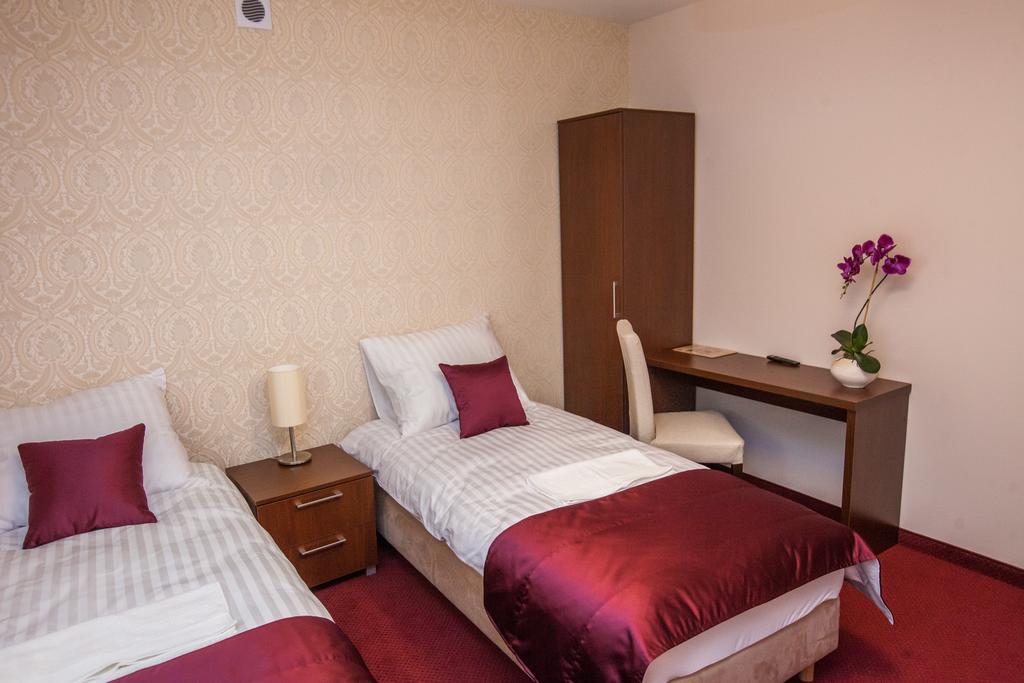 Hostel Замбрув Стая снимка